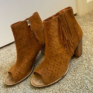 Toms Majorca Suede Peep toe Bootie Size 7.5